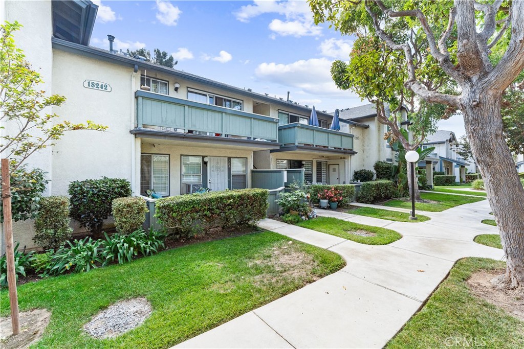 18242 parkview lane 103