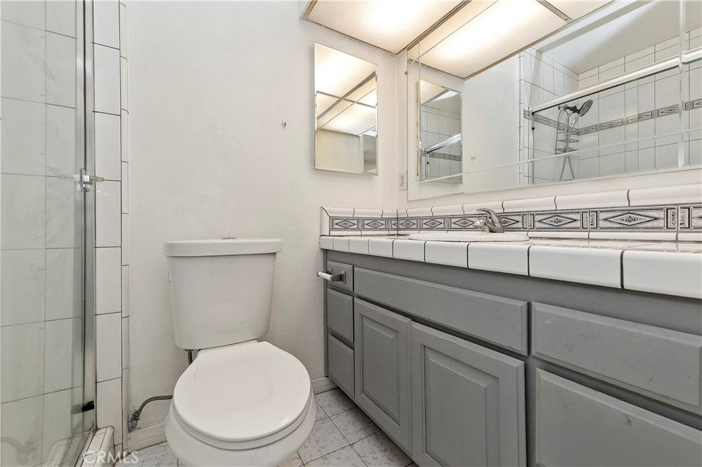 listing image 130725181120424949764