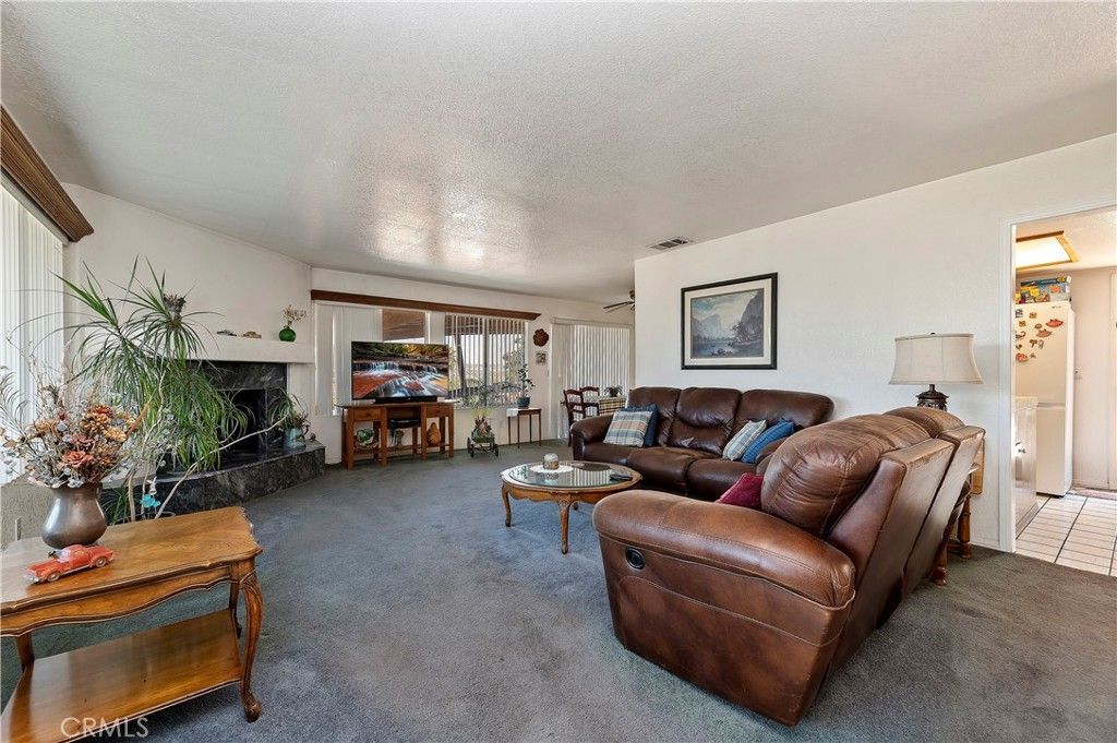 listing image 130726264742225170533