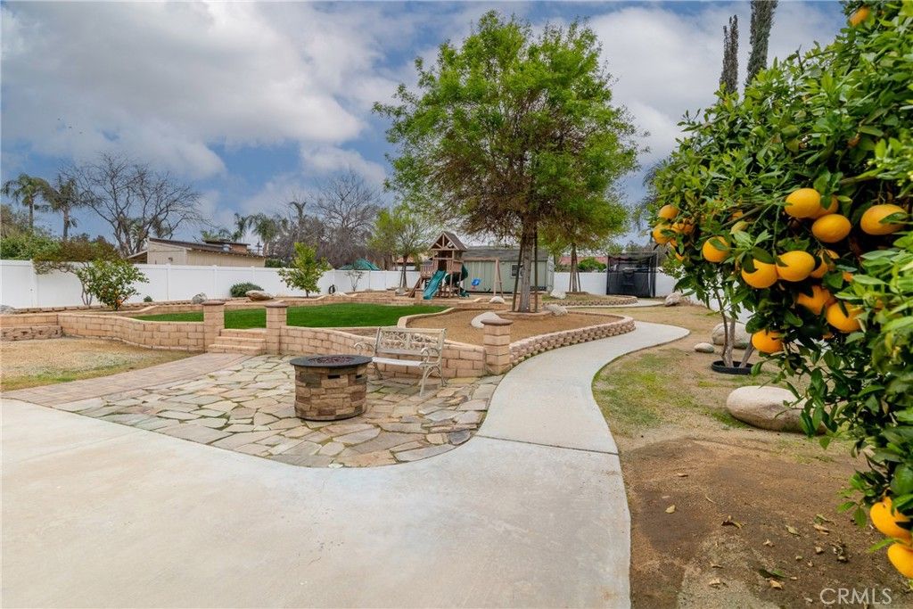 listing image 24