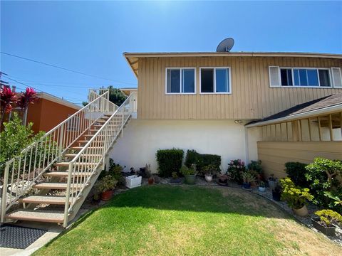 Photo of 4972 W 59th Street, Ladera Heights, CA 90056 (MLS # IV23143536)
