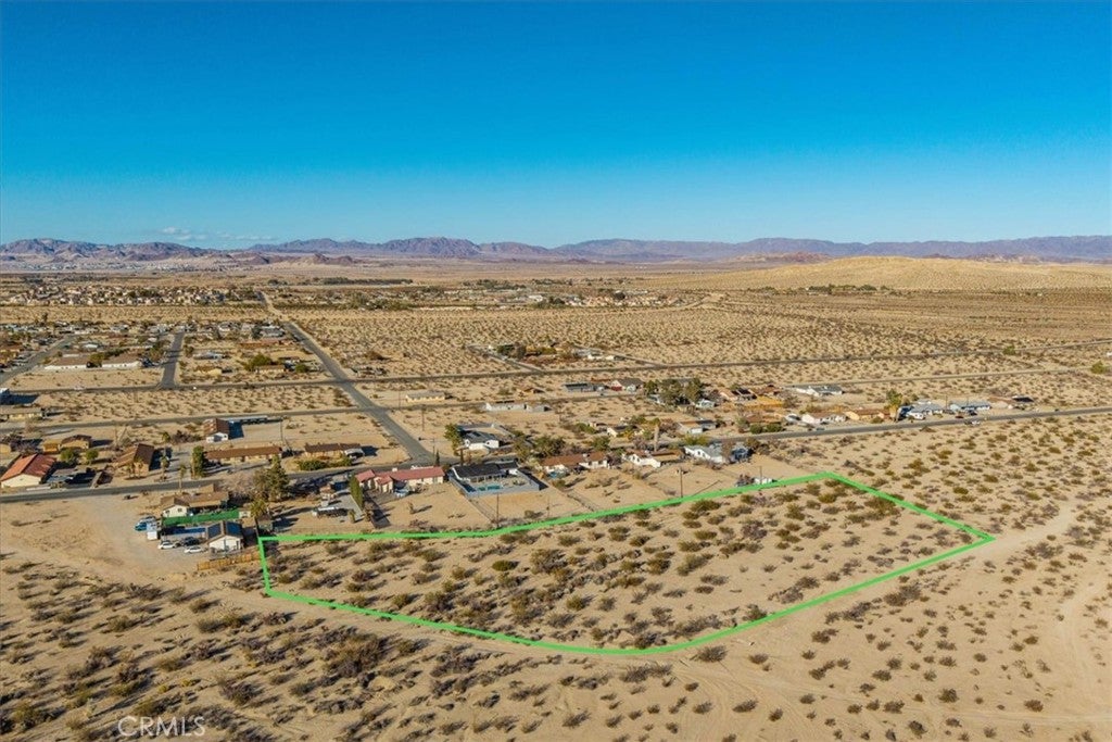 2 Maricopa Drive