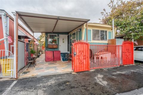 Photo of 16002 S Atlantic Ave Ave #C-11, Compton, CA 90221 (MLS # SR25055881) Photo of 16002 S Atlantic Ave Ave #C-11, Compton, CA 90221 (MLS # SR25055881)