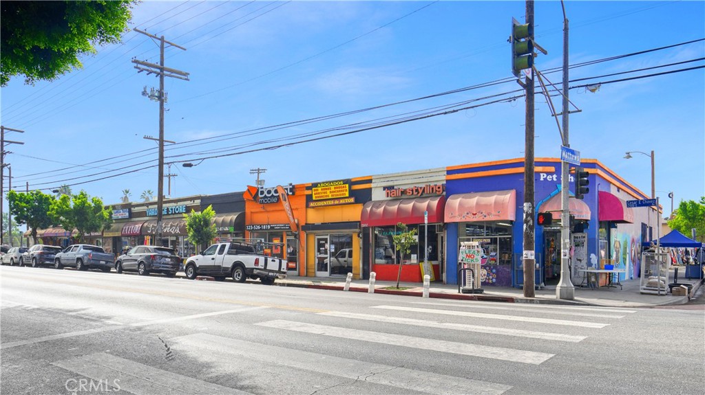 2500 E Cesar Chavez Avenue