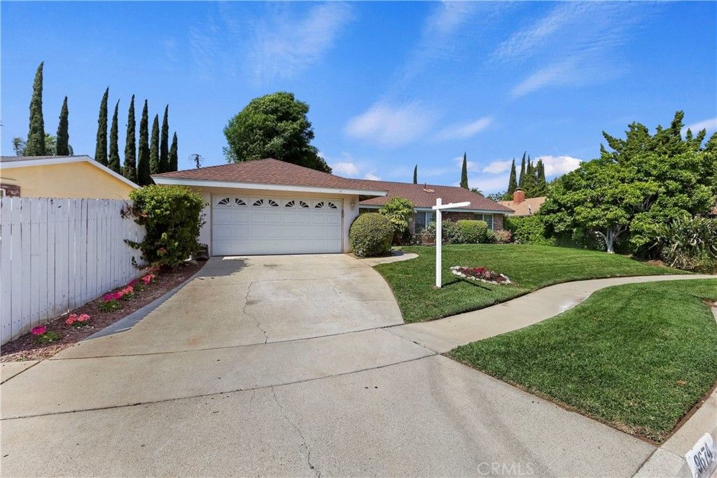 listing image 130724946472254259086