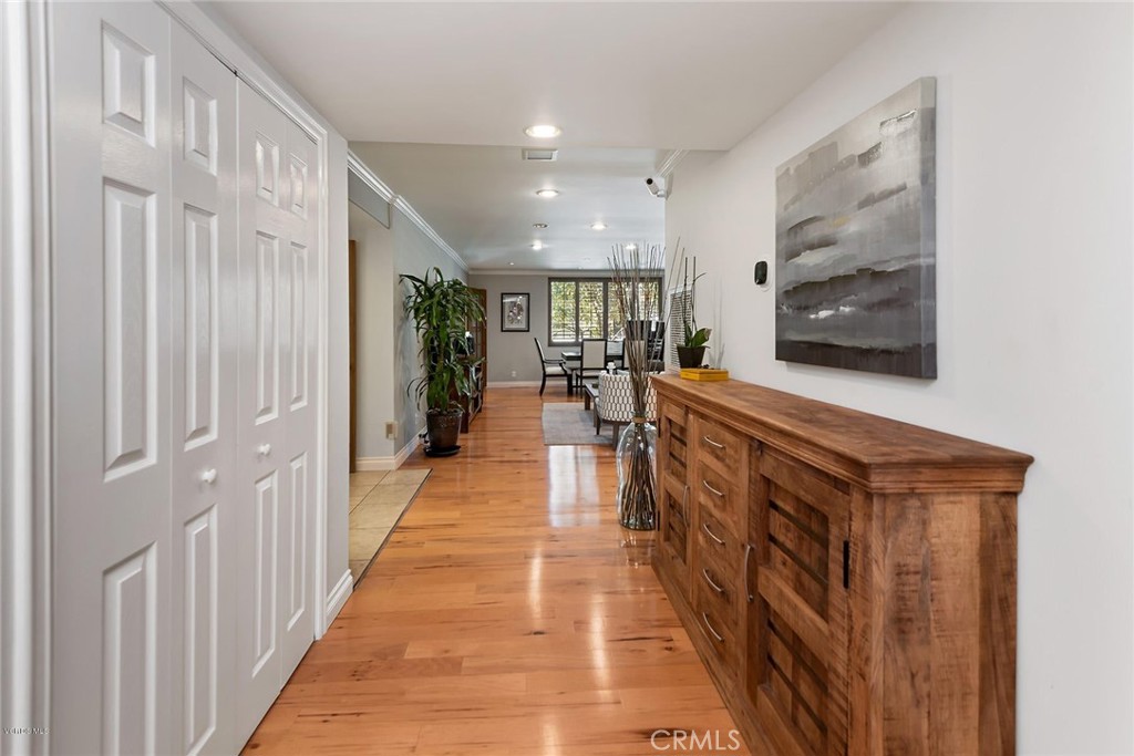 Photo 10 of 19 of 5301 Balboa Boulevard H4 condo