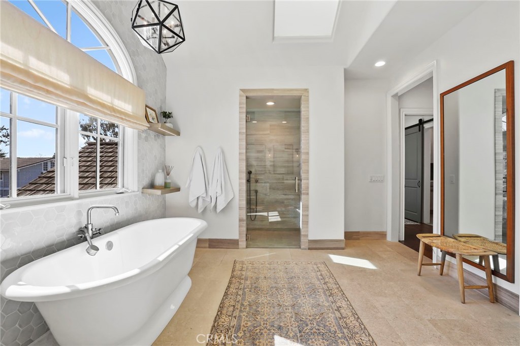 Harbor View Homes (HVHM) - Residential