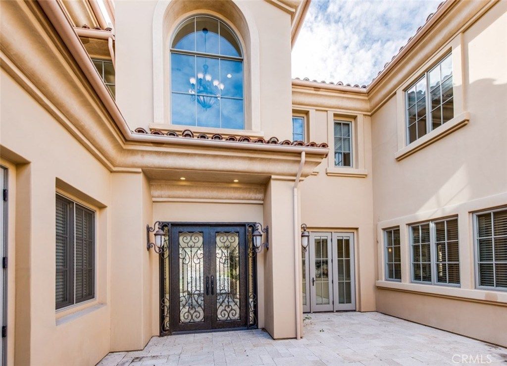 listing image 130724037956507067287