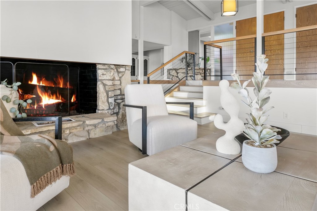 1701 Kings Road