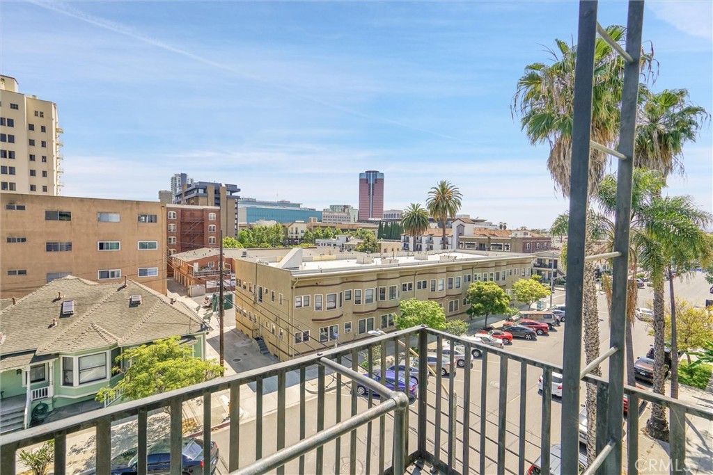 Downtown (DT) - Residential