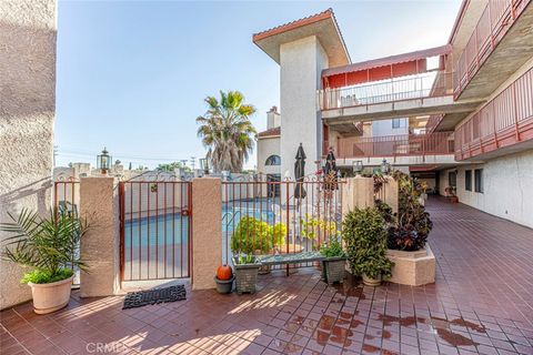 A home in Reseda