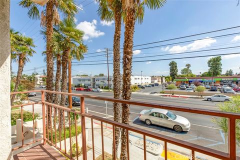 A home in Reseda