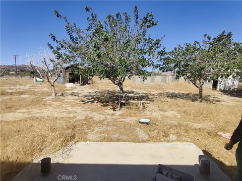 A home in Mojave