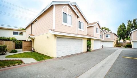 9846 California Avenue South Gate CA 90280