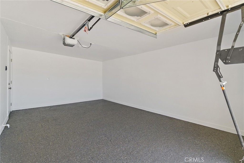 listing image 130721601380845435155