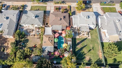 A home in Reseda