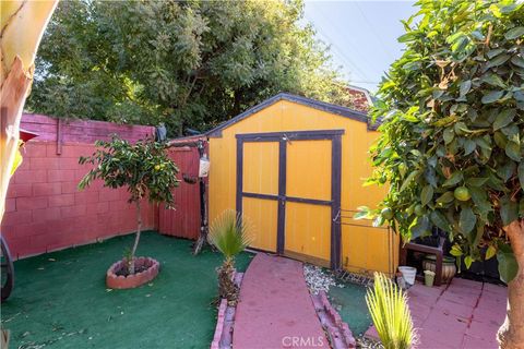 A home in Reseda