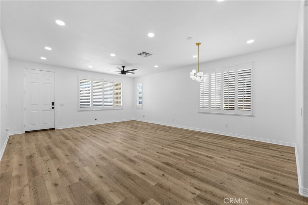 41675 Broad Oak Street
