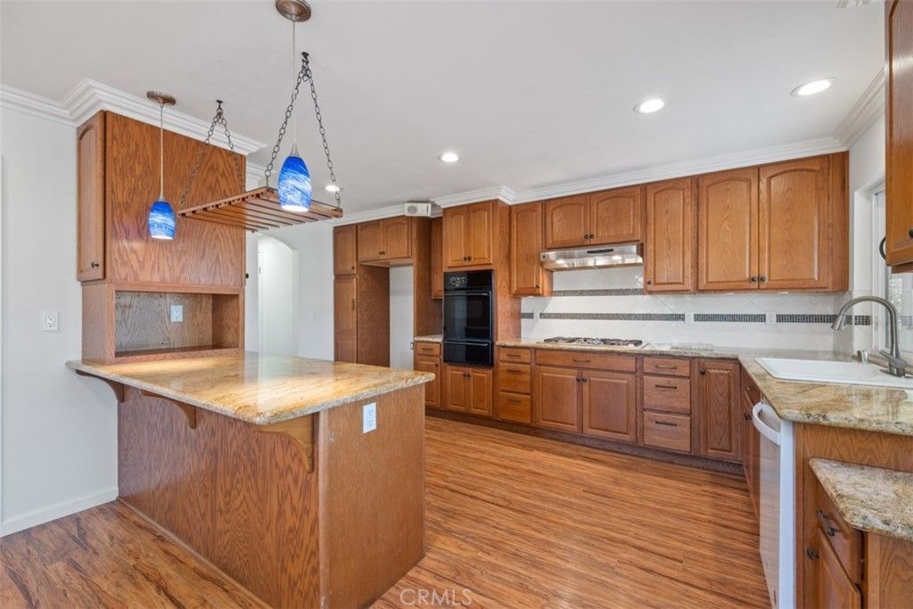 listing image 130723866460478158777