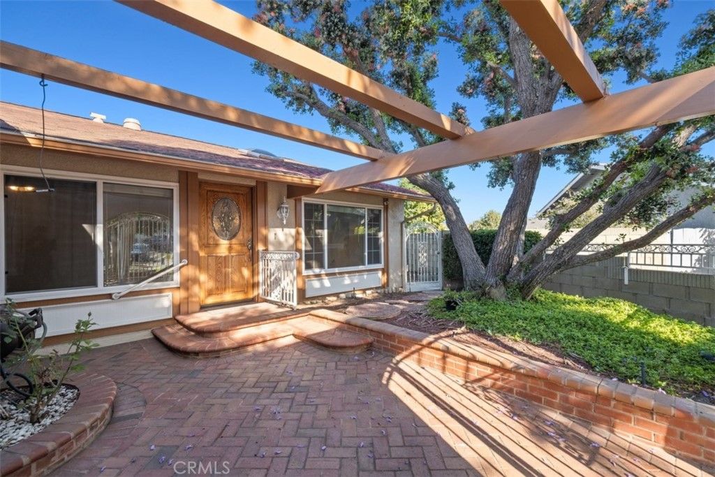 listing image 130724203588394875102