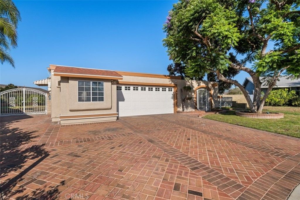 listing image 130721577988688804350