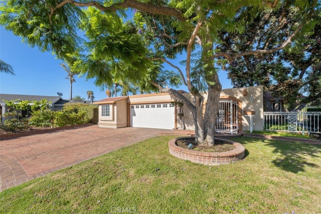 listing image 130725563583996006240