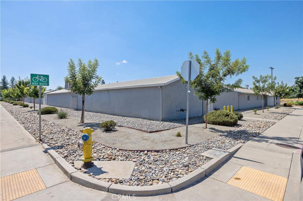 638 W Kern Street