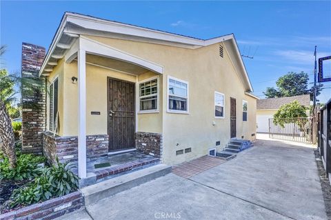 A home in South Gate