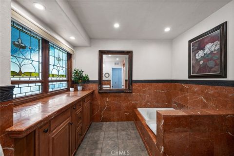 listing image 64