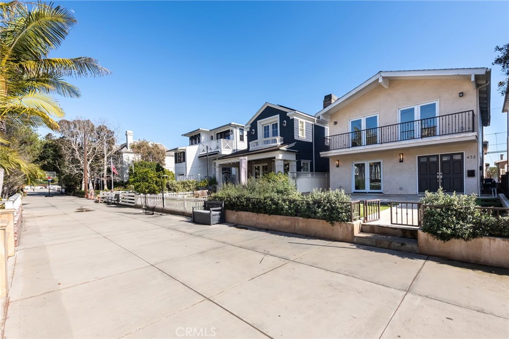 432 7th Street