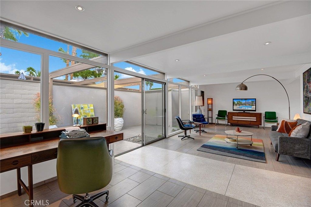 listing image 130726191903897749883