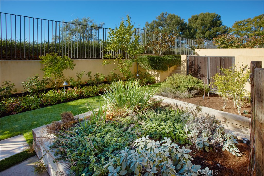 Bear Brand Ranch Custom (BBR) - Residential