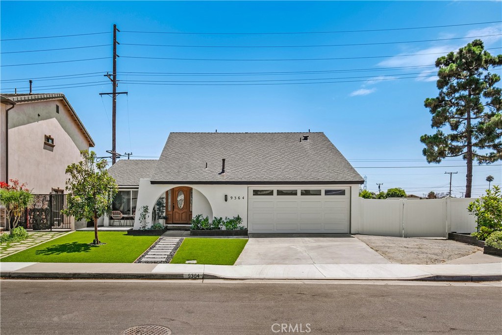 View Fountain Valley, CA 92708 house