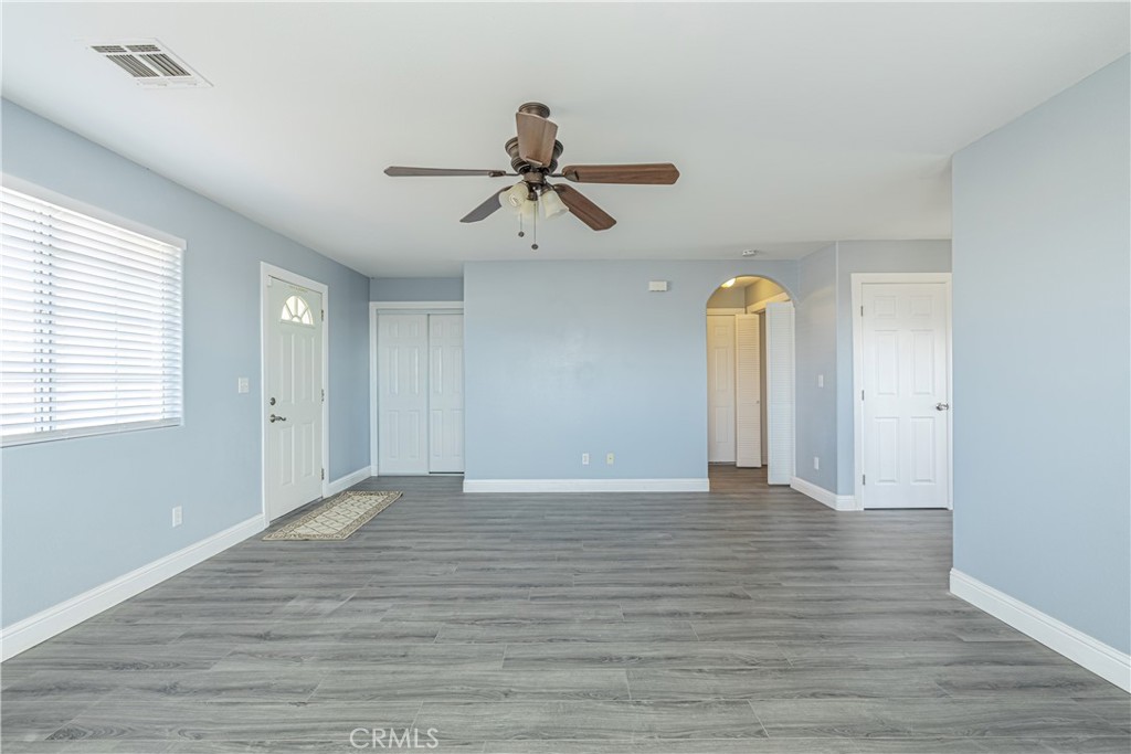 Photo 4 of 24 of 8012 Satinwood Avenue house