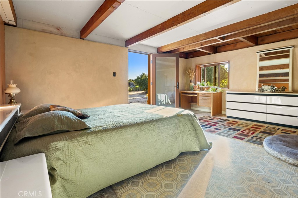 Santa Barbara: Other (80) - Residential