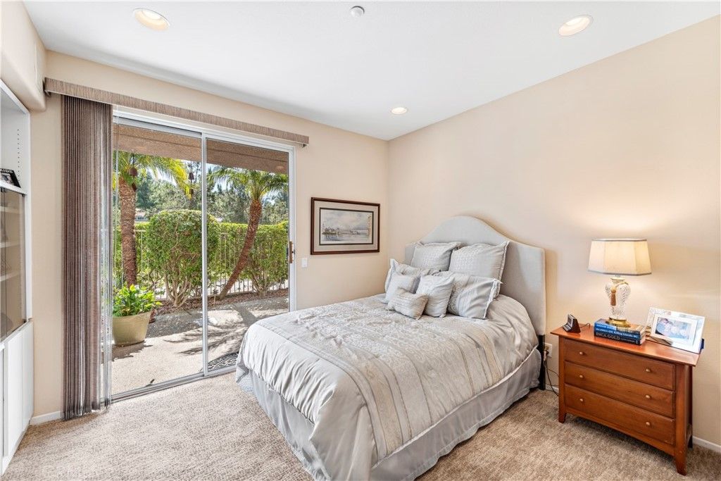 listing image 130729483323217085019
