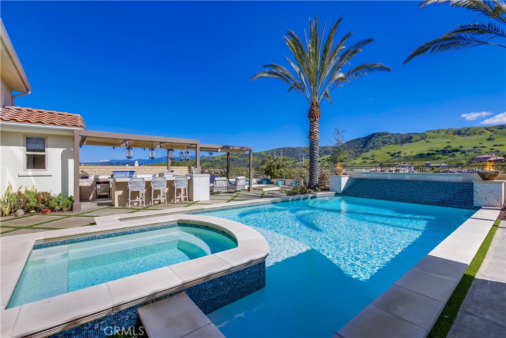 Photo 3 of 61 of 31790 Paseo Tarazona house