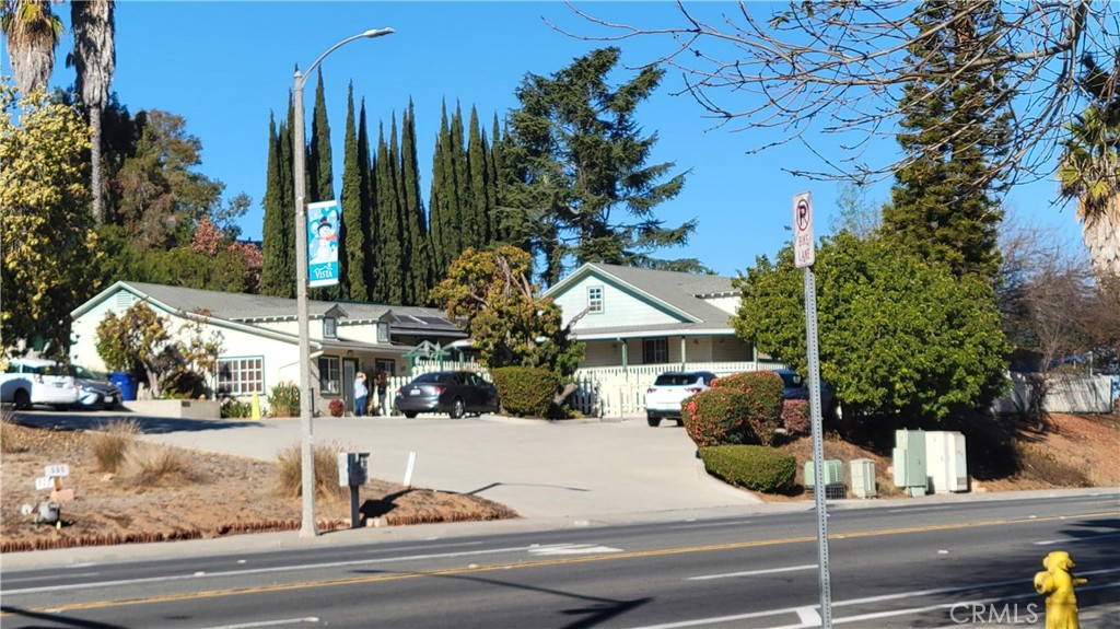 505 Civic Center Drive