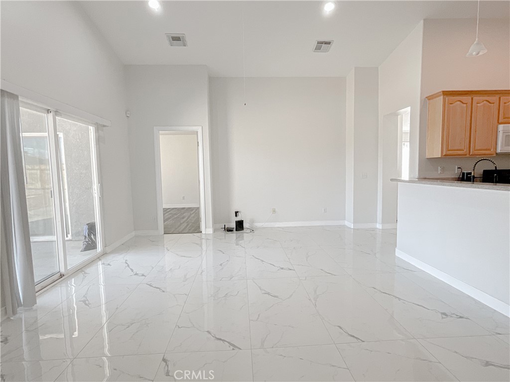 Photo 10 of 26 of 21018 85th Street house