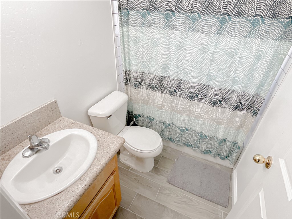 Photo 15 of 26 of 21018 85th Street house