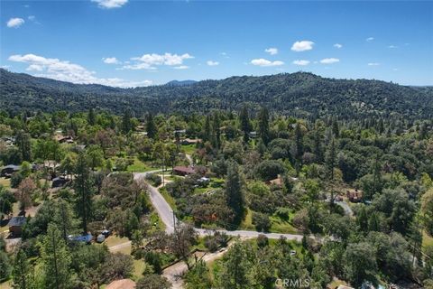 A home in Oakhurst