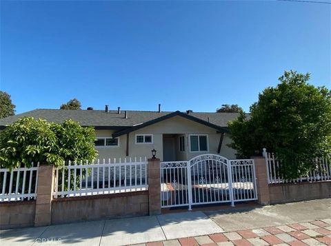 8952 Mcclure Avenue Westminster CA 92683