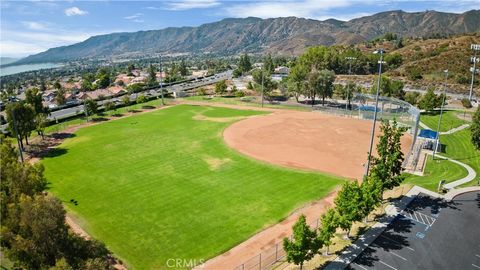 A home in Lake Elsinore