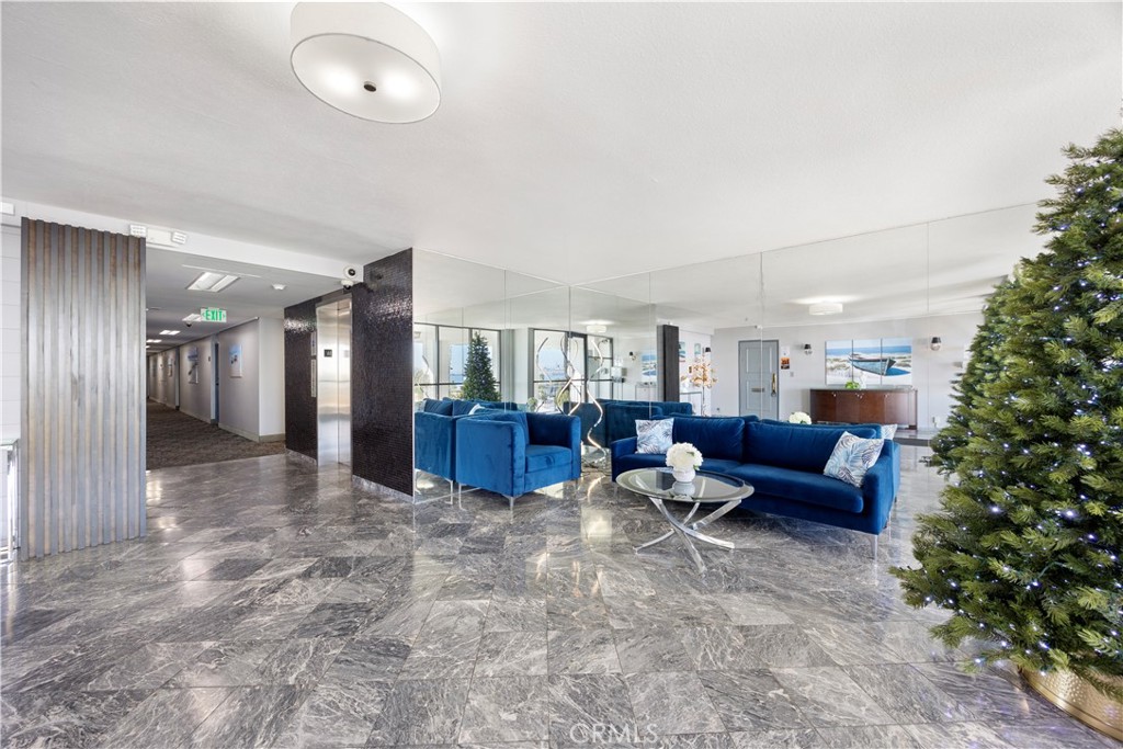 2601 E Ocean Boulevard 208