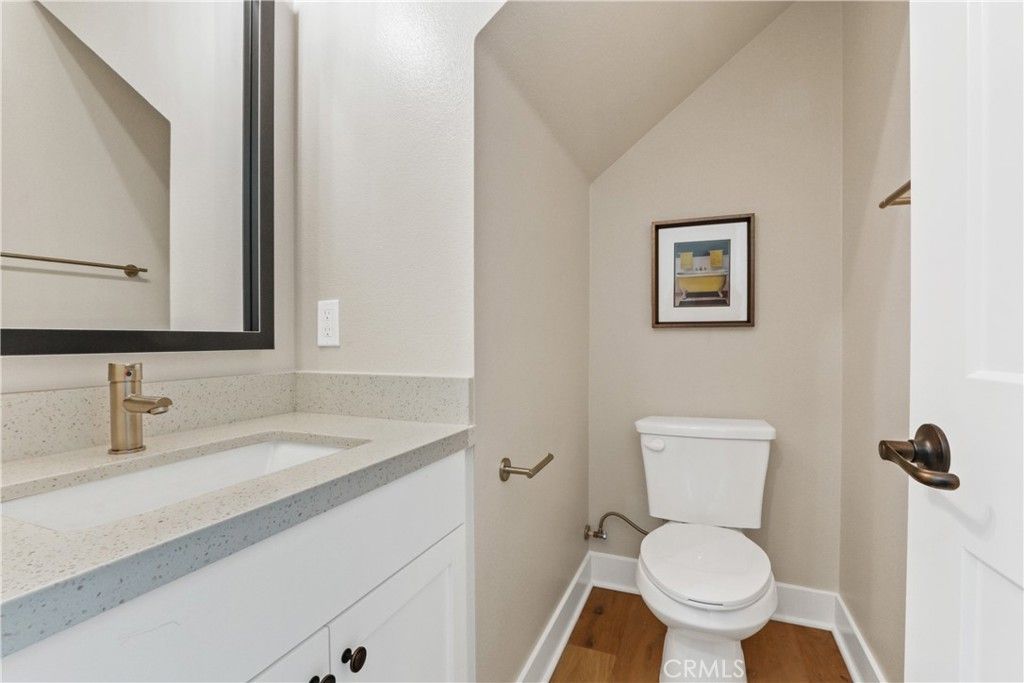 listing image 130728255681725324424