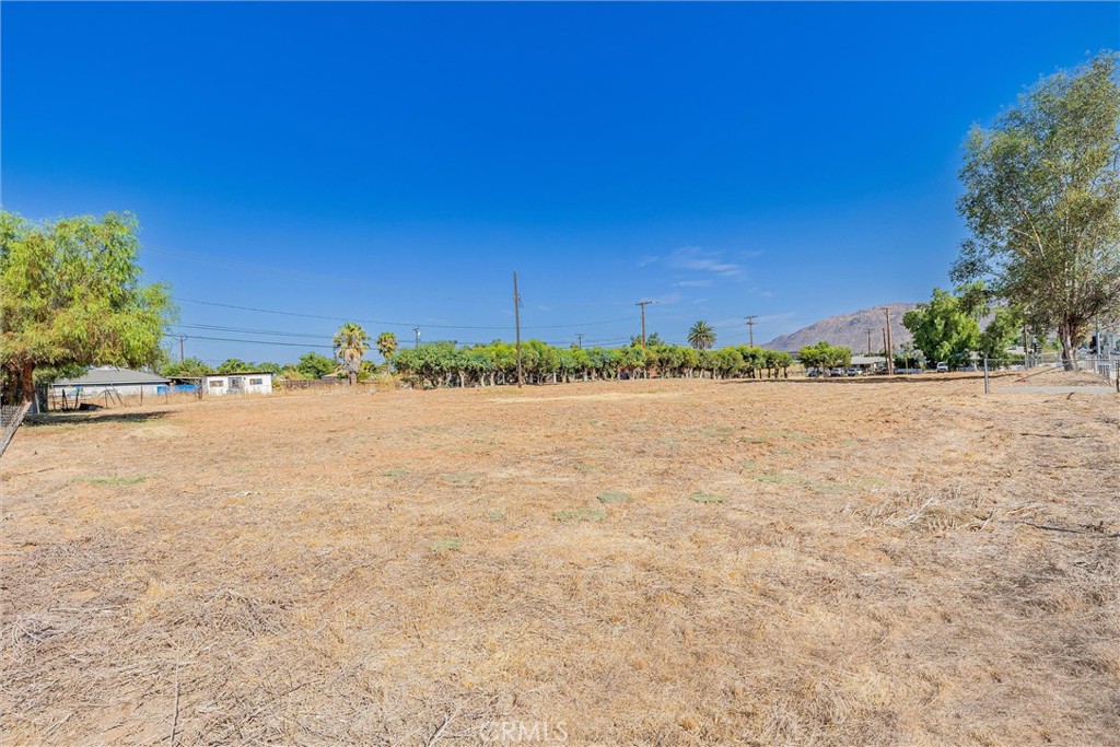 13277 Day Street
