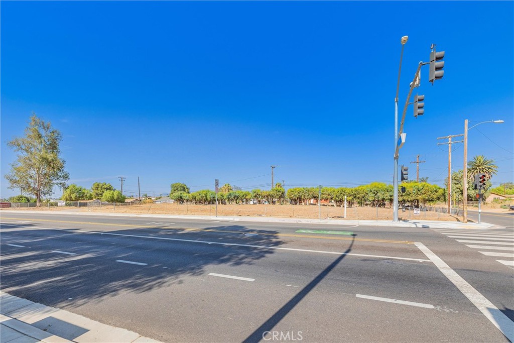 13277 Day Street