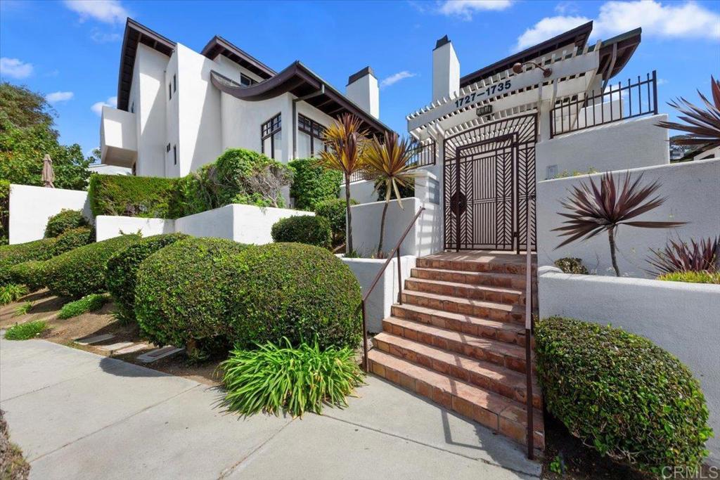Rented through end of October 2025. Life at the Beach in Del Mar! Vacation, staycation! Super location to the water, Village, Plaza, Del Mar Racetrack & Fairgrounds! Cozy 2 bedroom with a large loft which makes a fantastic office, yoga room, relaxation room. Large patio off kitchen / living room, a second patio off loft and master bedroom. Just a stroll across the street to surf, or have dinner at the Poseidon or Jakes! Gated parking assigned for two cars. Interior laundry, air-conditioning too. Prime location! Fully furnished. Summer rental rate (June - Sept ) $9,000 per month. Winter rental rate $7,000 per month.