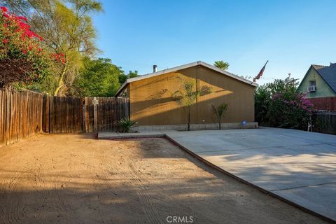 A home in Lake Elsinore