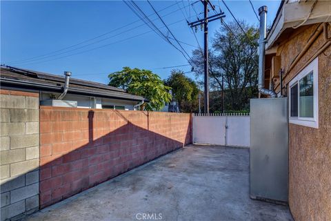 A home in Santa Fe Springs